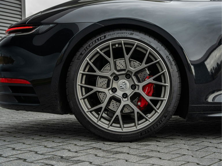 Porsche 992 Carrera S