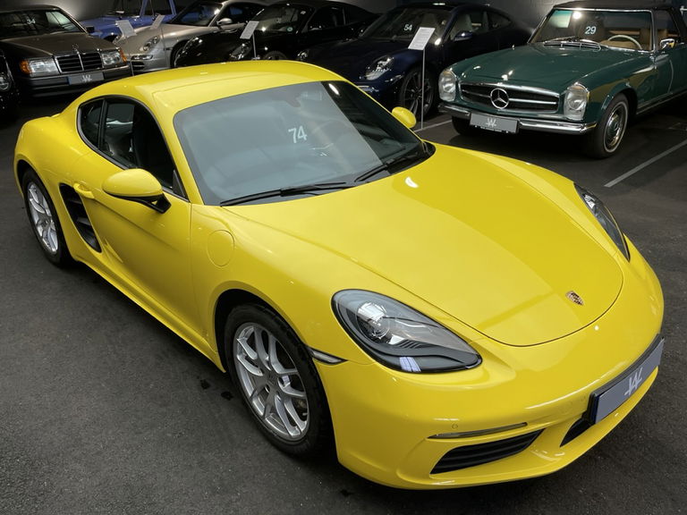 Porsche 718 Cayman
