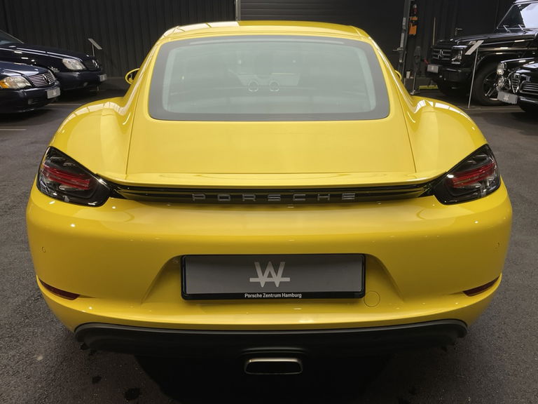 Porsche 718 Cayman