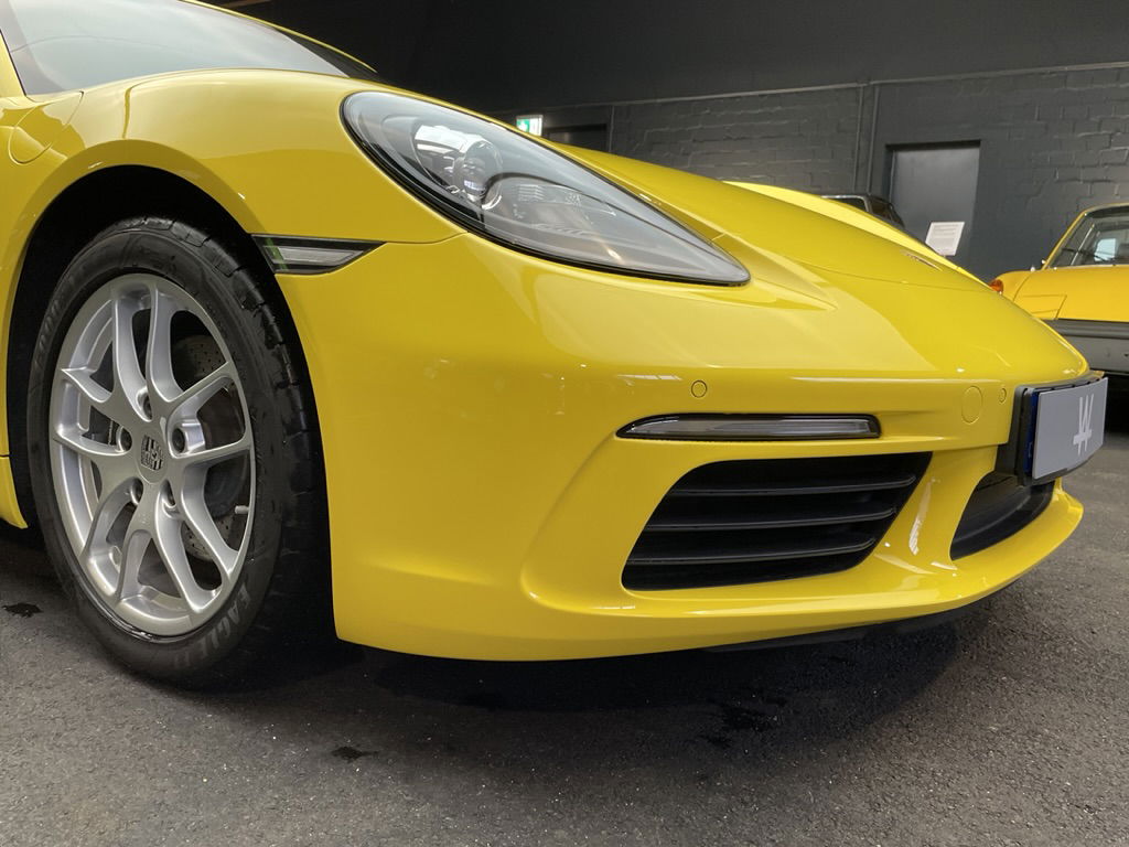 Porsche 718 Cayman