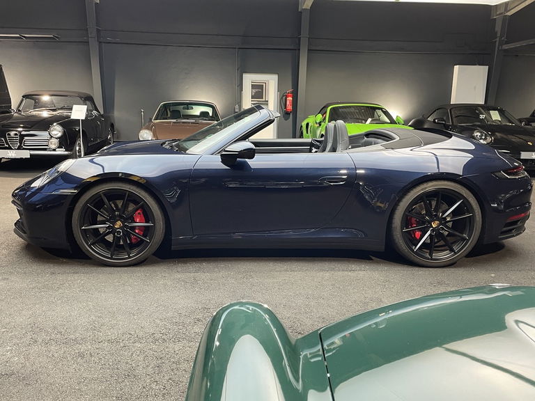 Porsche 992 Carrera 4S