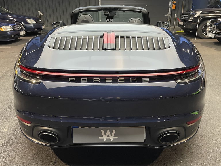 Porsche 992 Carrera 4S