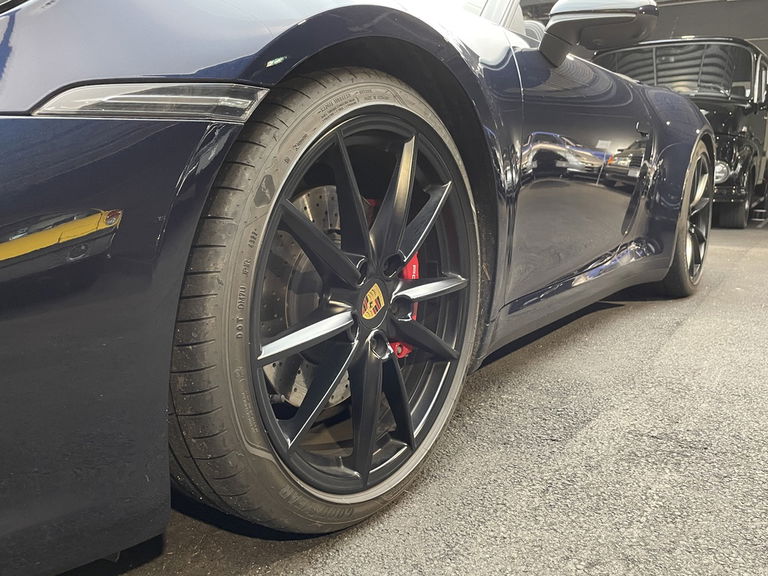 Porsche 992 Carrera 4S