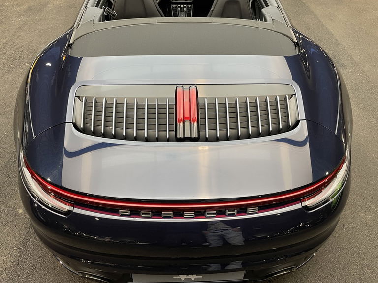 Porsche 992 Carrera 4S