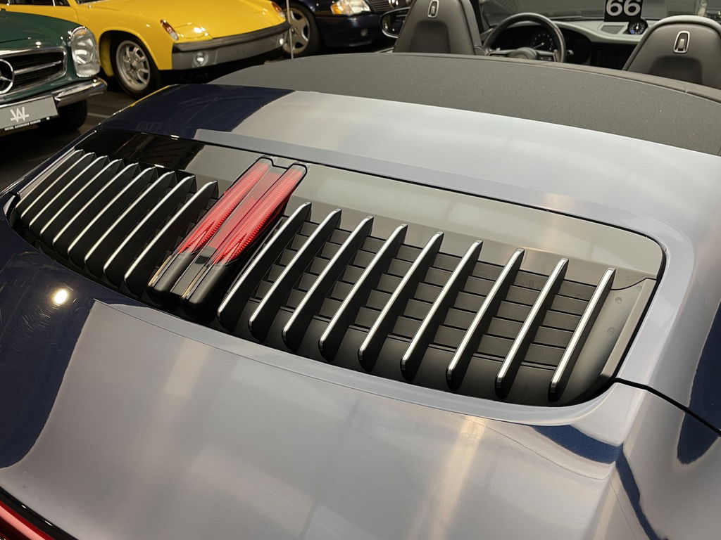 Porsche 992 Carrera 4S