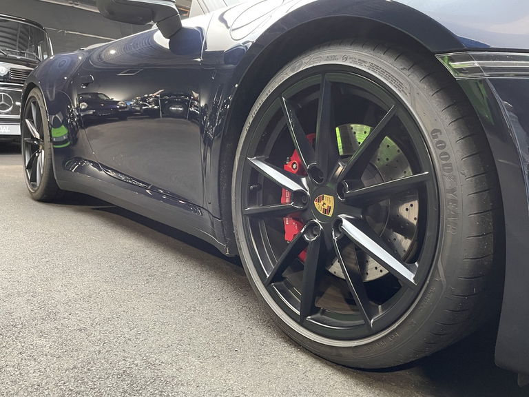 Porsche 992 Carrera 4S