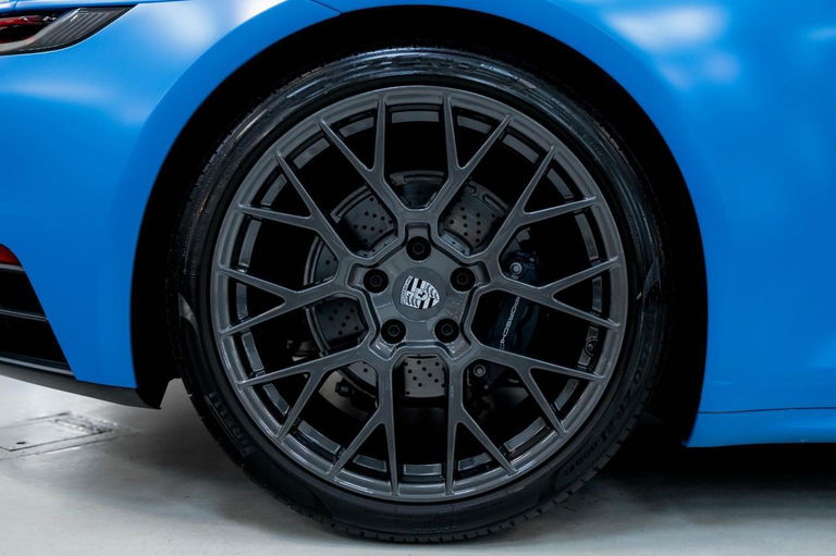 Porsche 992 Carrera T