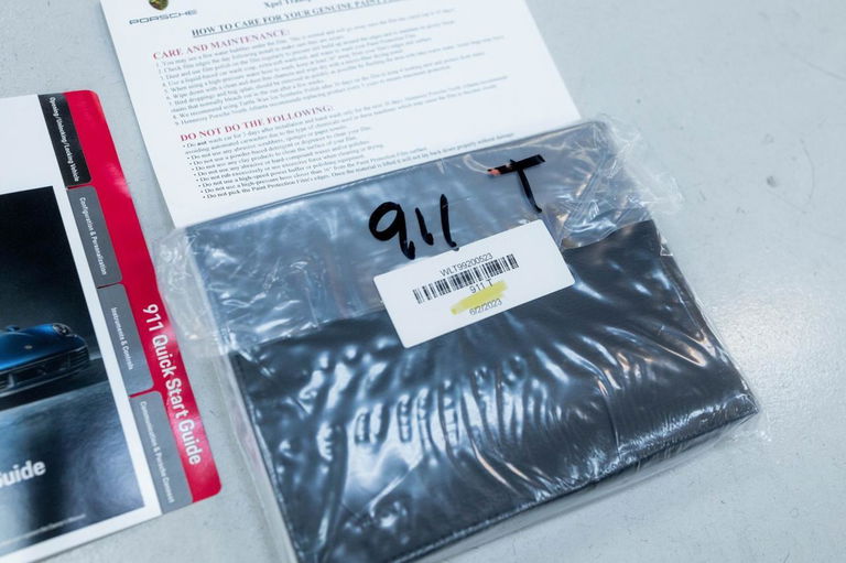 Porsche 992 Carrera T