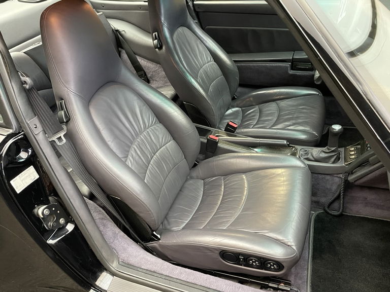 Porsche 993 Carrera 4S