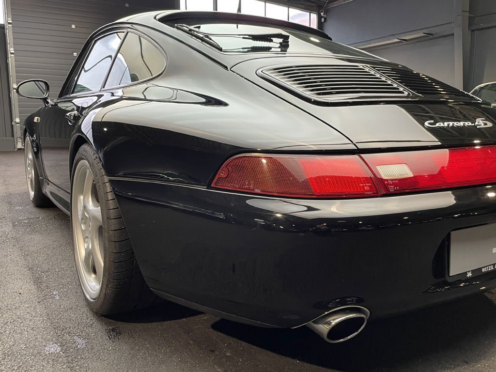 Porsche 993 Carrera 4S
