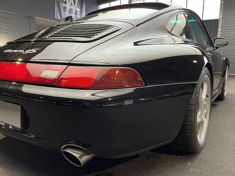 Porsche 993 Carrera 4S