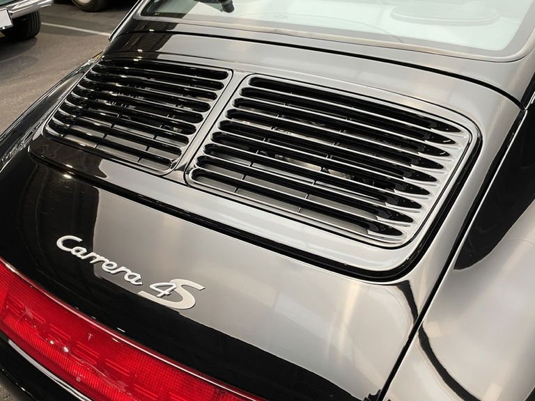 Porsche 993 Carrera 4S