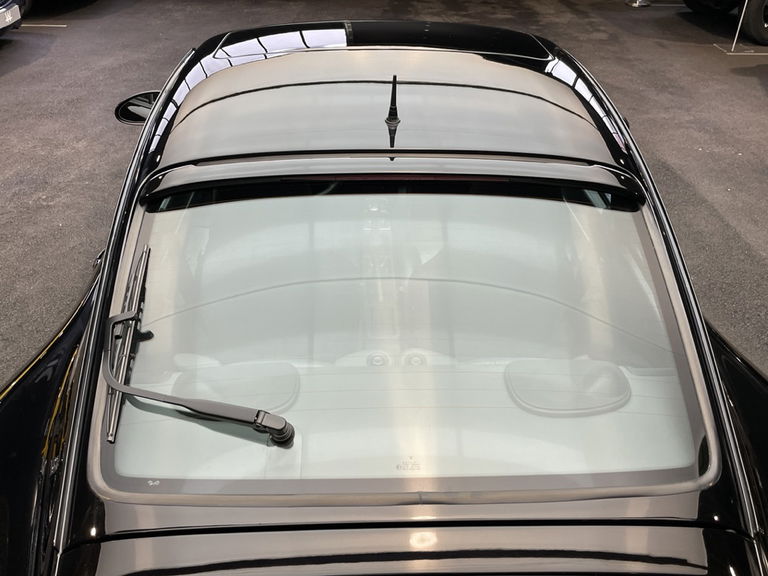 Porsche 993 Carrera 4S