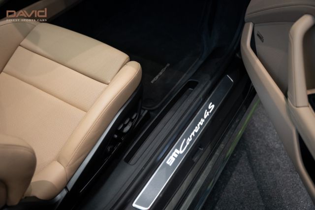 Porsche 992 Carrera 4S