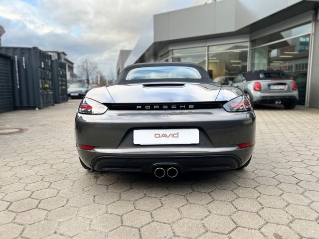 Porsche 718 Boxster S