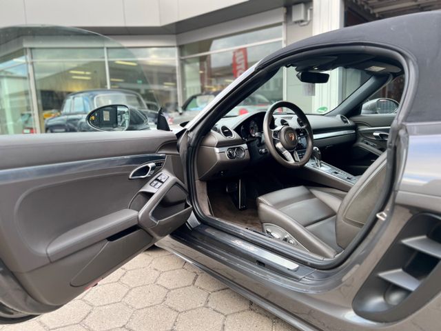 Porsche 718 Boxster S