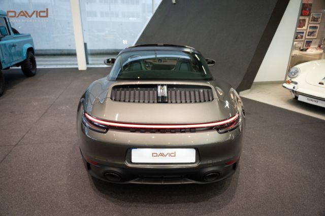 Porsche 992 Targa 4 GTS