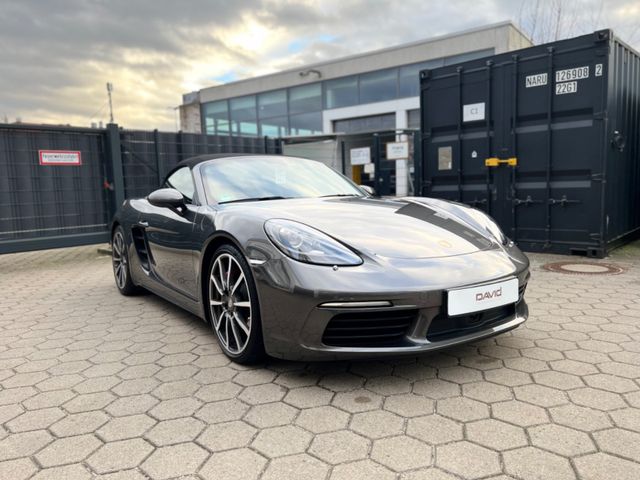 Porsche 718 Boxster S