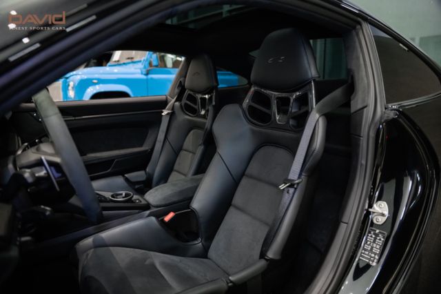 Porsche 992 Carrera GTS