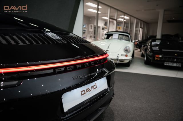 Porsche 992 Carrera GTS