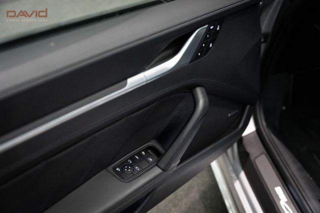 Porsche 992 Carrera 4 GTS