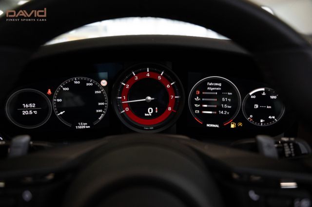 Porsche 992 Carrera 4S