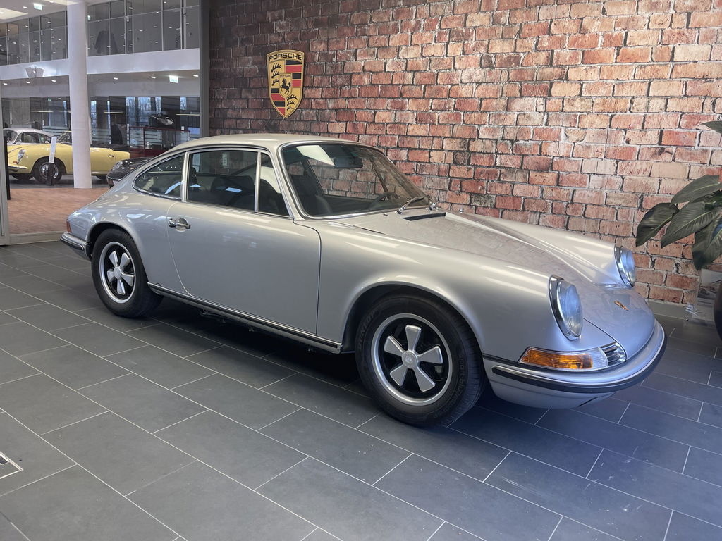 Porsche 911 S (F-Modell)