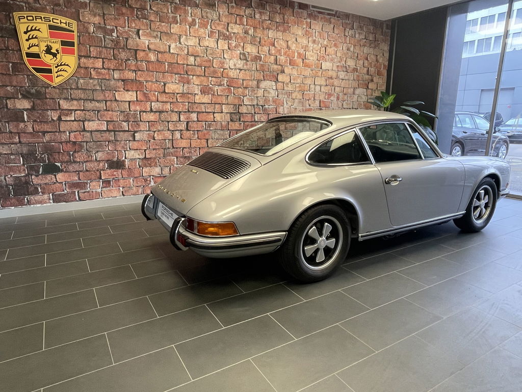 Porsche 911 S (F-Modell)