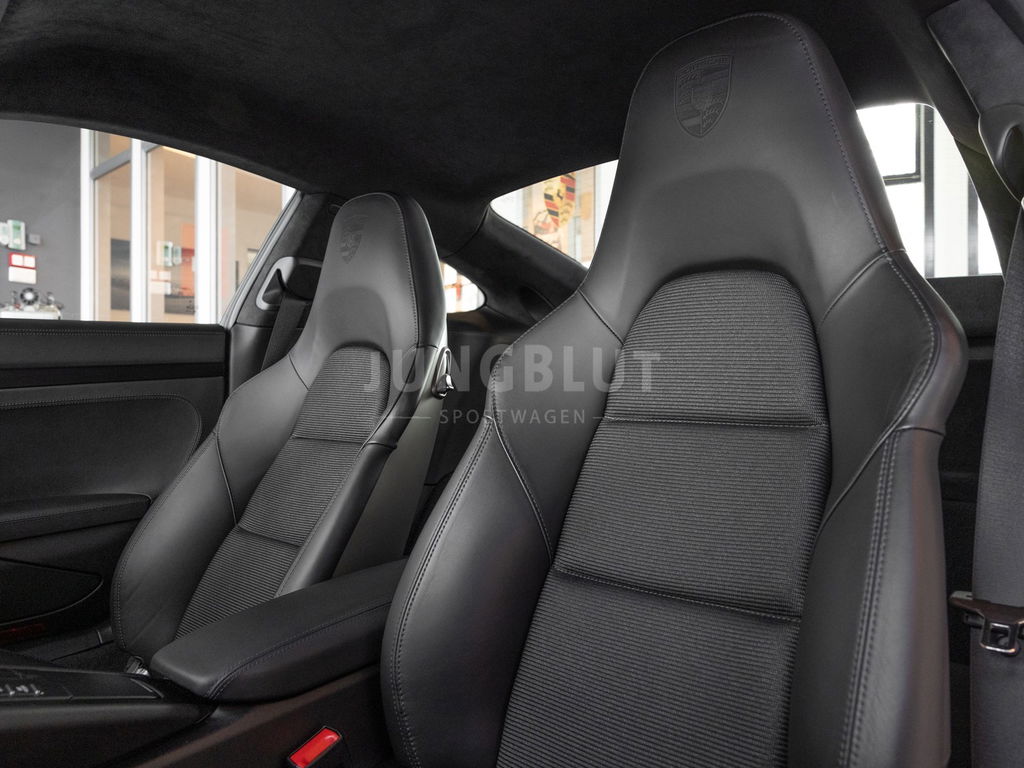 Porsche 991 GT3 Touring