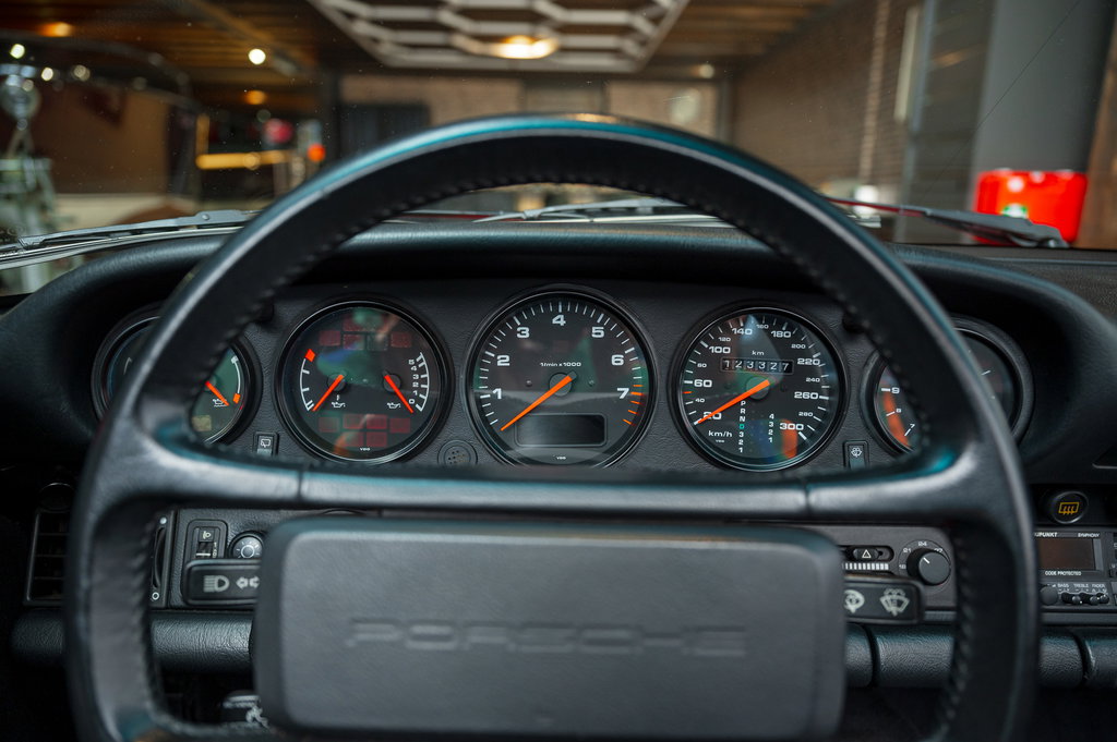 Porsche 964 Carrera 2