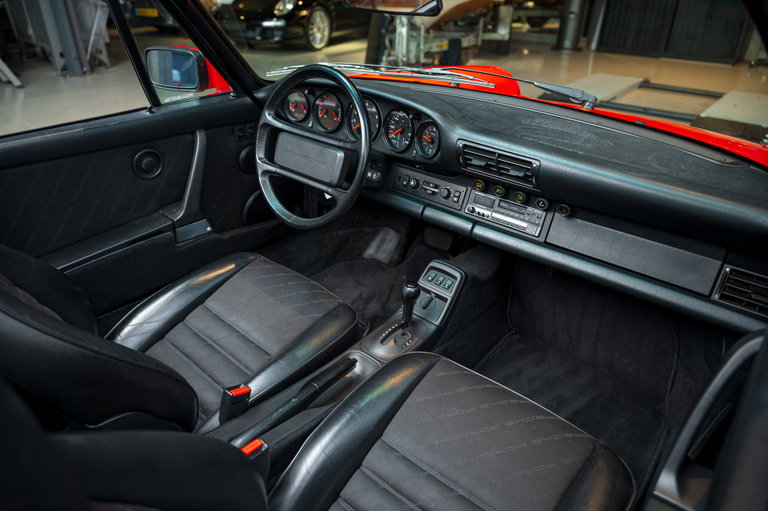 Porsche 964 Carrera 2