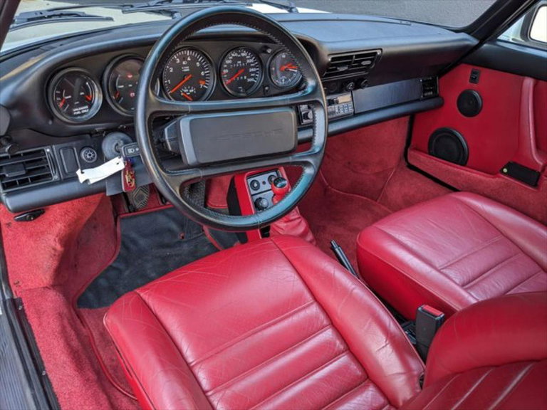 Porsche 911 Turbo 3.3