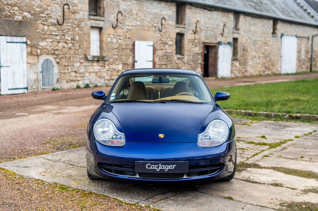 Porsche 996 Carrera 4