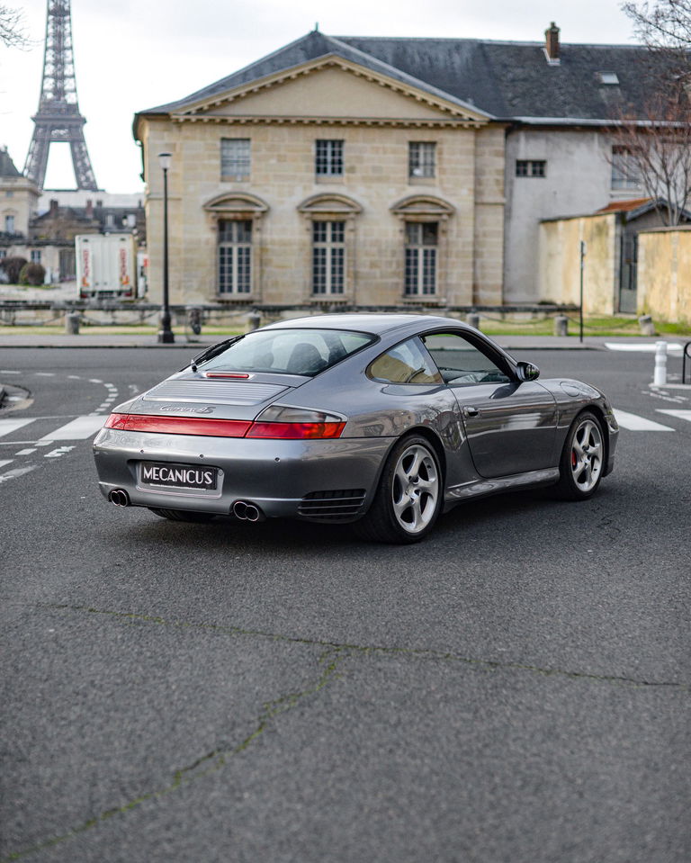 Porsche 996 Carrera 4S