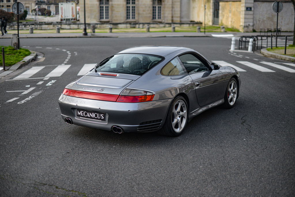 Porsche 996 Carrera 4S