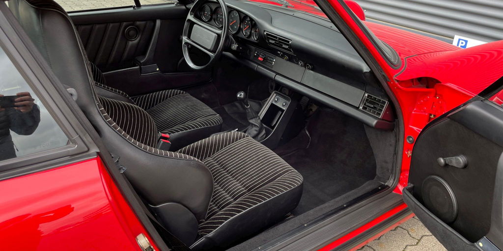 Porsche 911 Carrera 3.2 Clubsport