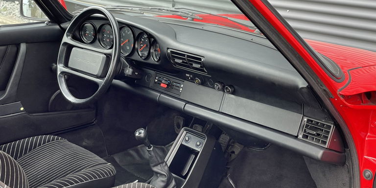 Porsche 911 Carrera 3.2 Clubsport