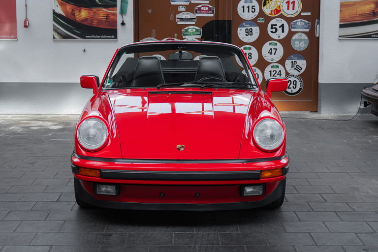 Porsche 911 Carrera 3.2 (US)