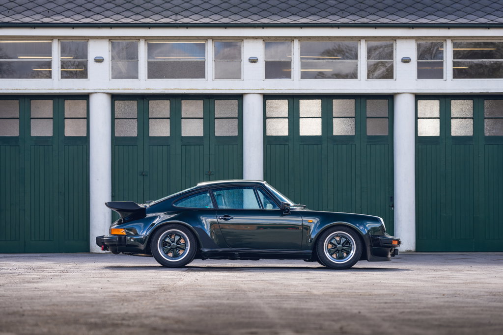 Porsche 911 Turbo 3.3