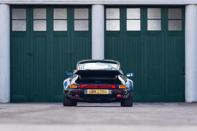 Porsche 911 Turbo 3.3