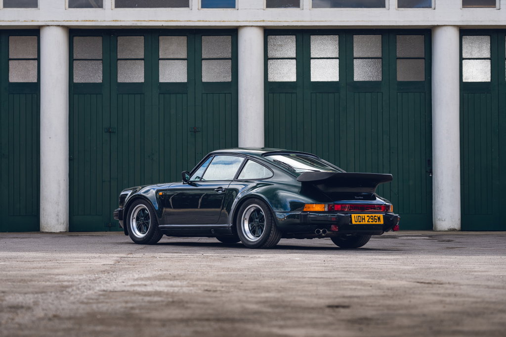 Porsche 911 Turbo 3.3