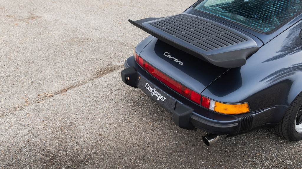 Porsche 911 Carrera 3.2