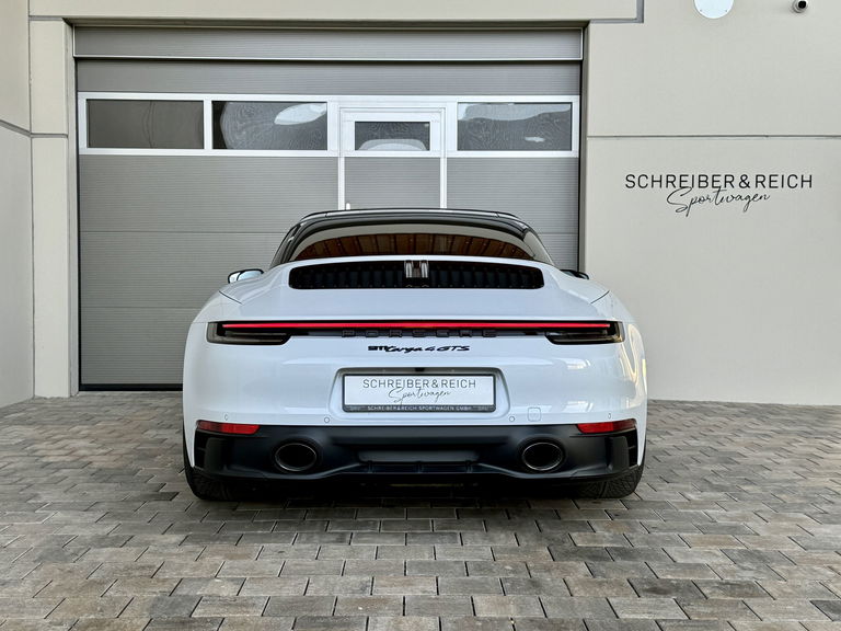 Porsche 992 Targa 4 GTS