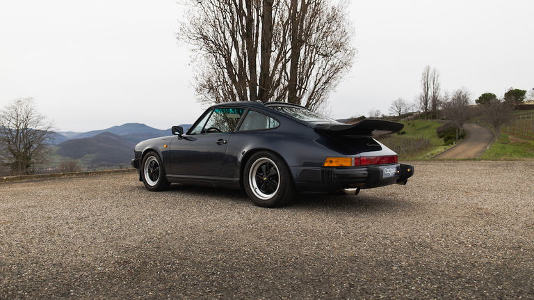 Porsche 911 Carrera 3.2