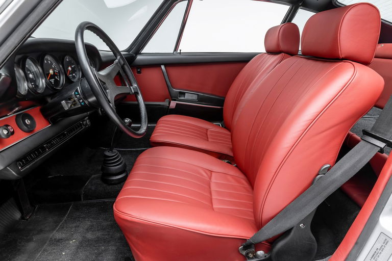 Porsche 911 S (F-Modell)