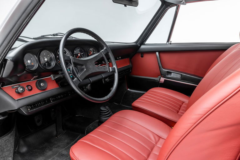 Porsche 911 S (F-Modell)