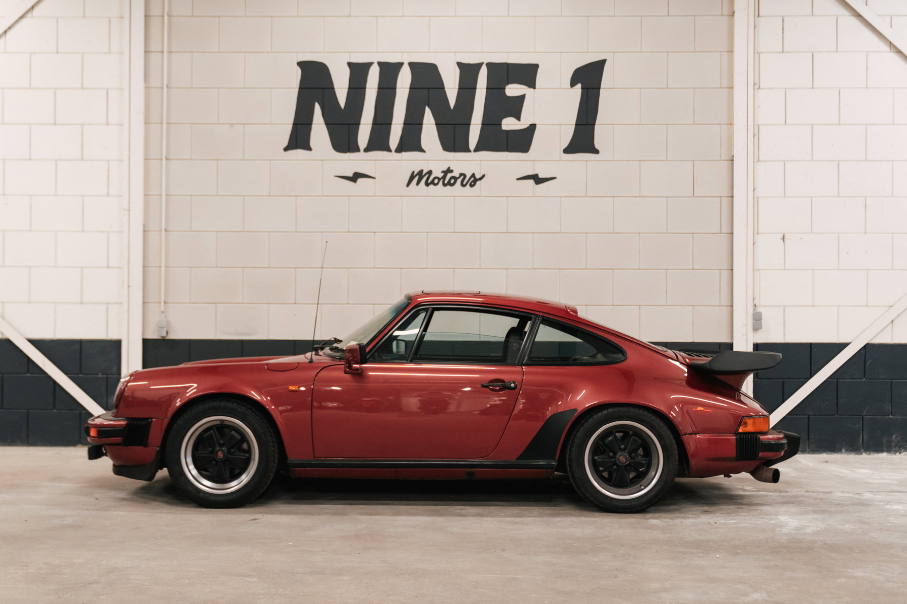 Porsche 911 SC 1982 - elferspot.com - Marketplace for Porsche