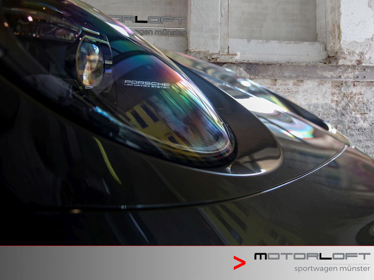 Porsche 992 GT3 Touring