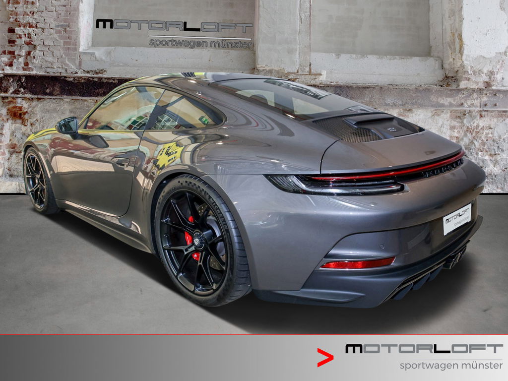 Porsche 992 GT3 Touring