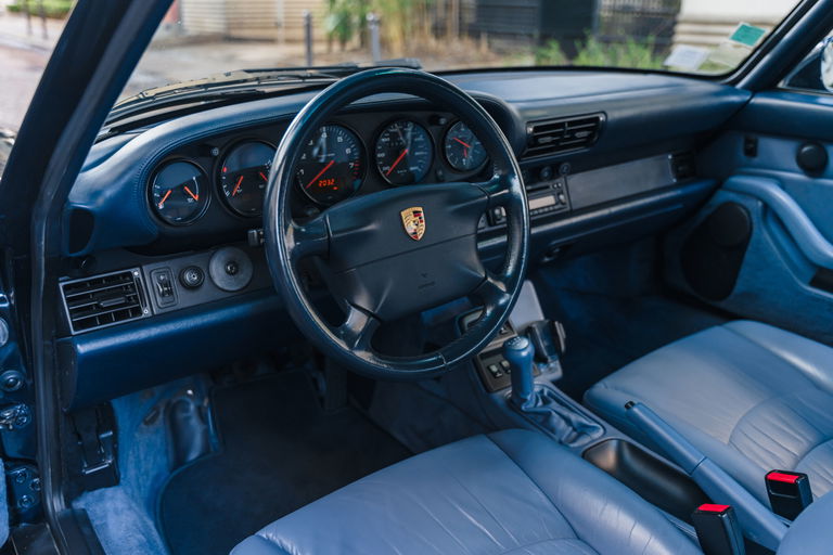 Porsche 993 Carrera 4S